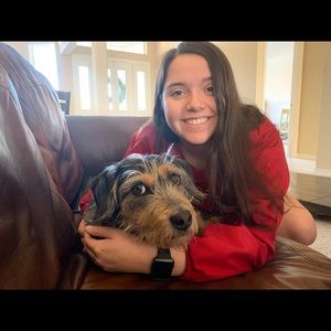 Meet your Posher, Danielle